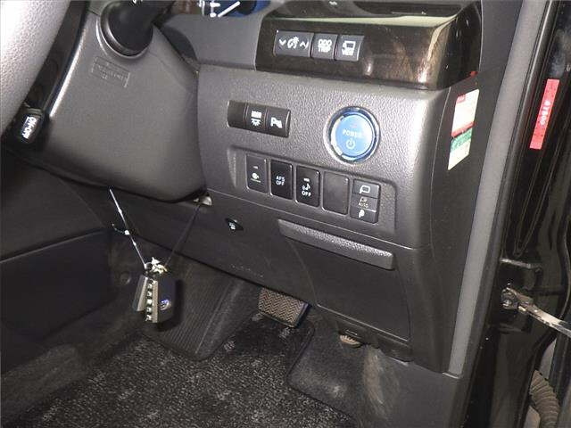 TOYOTA VELLFIRE 2012