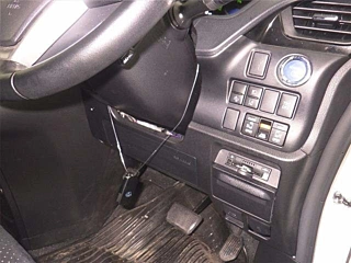 TOYOTA VOXY 2021