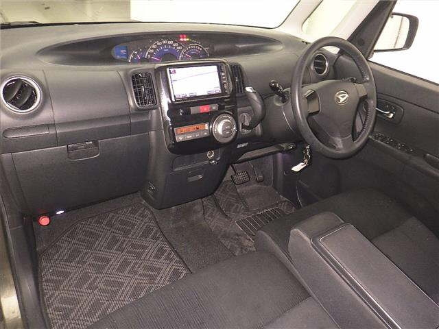 DAIHATSU TANTO 2012