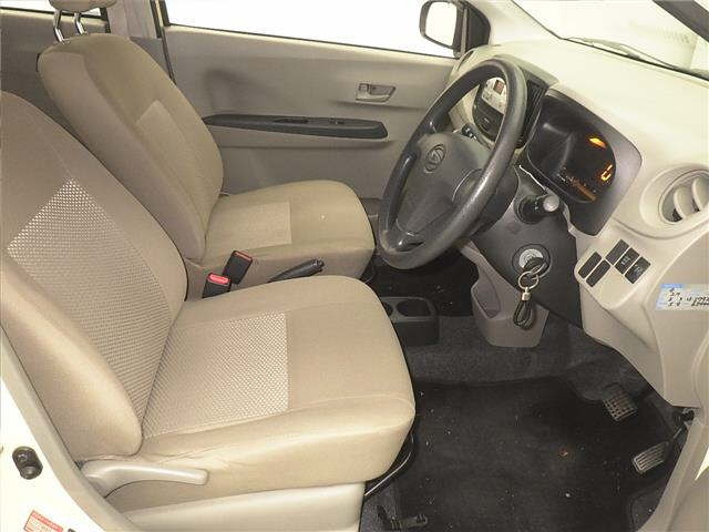 DAIHATSU MIRA E S 2012
