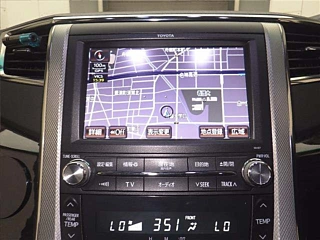 TOYOTA VELLFIRE 2013