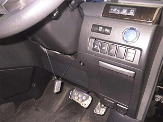TOYOTA VELLFIRE 2013