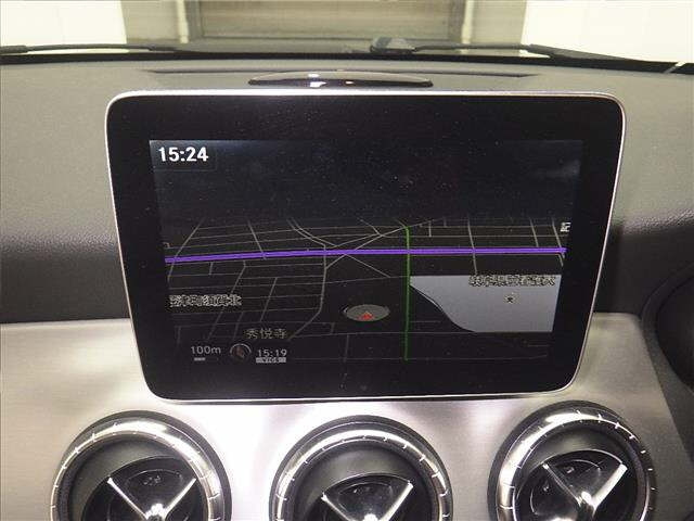 MERCEDES BENZ CLA CLASS 2017