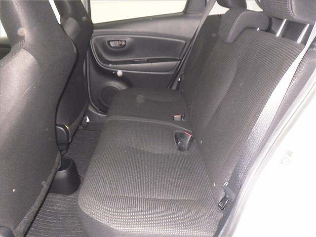 TOYOTA VITZ 2019