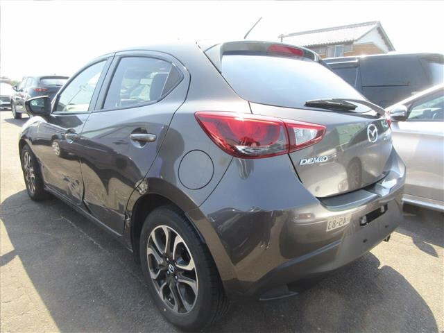 MAZDA DEMIO 2014
