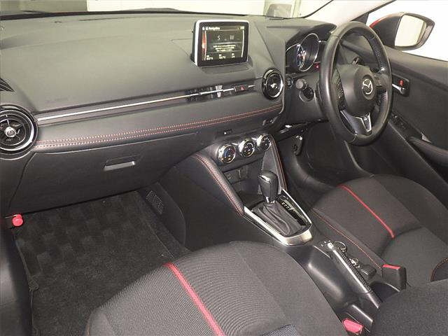 MAZDA DEMIO 2016