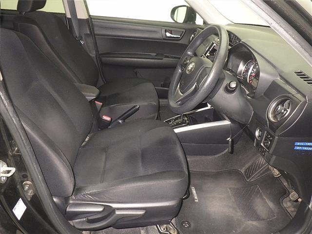 TOYOTA COROLLA FIELDER 2016
