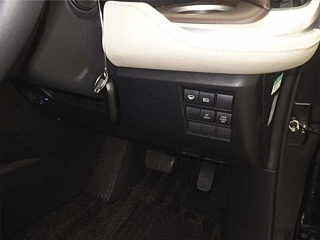 TOYOTA NOAH 2022