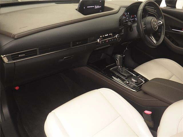 MAZDA CX-30 2020