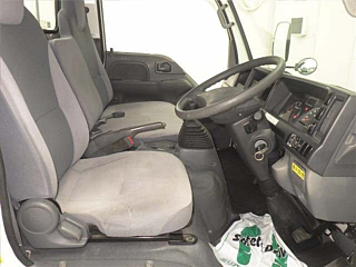 ISUZU ELF 2015