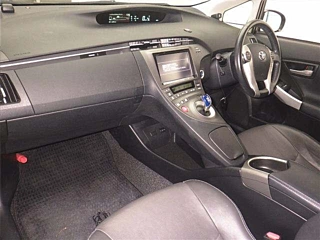 TOYOTA PRIUS 2014