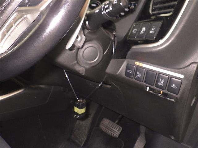 MITSUBISHI OUTLANDER PHEV 2015