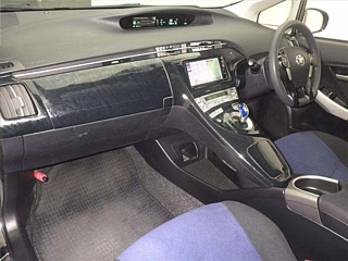 TOYOTA PRIUS 2014