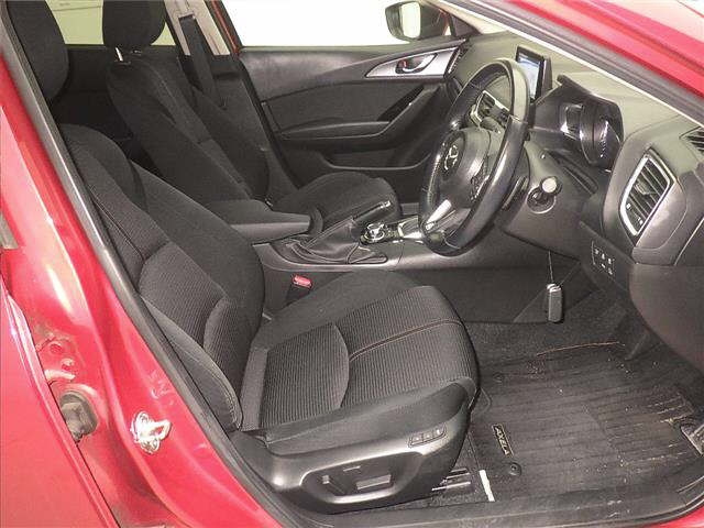 MAZDA AXELA 2018