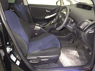 TOYOTA PRIUS 2014
