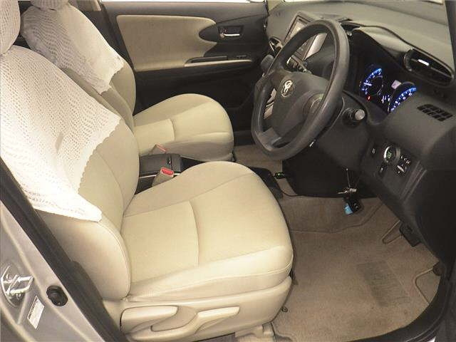 TOYOTA WISH 2011