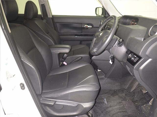 TOYOTA COROLLA RUMION 2012