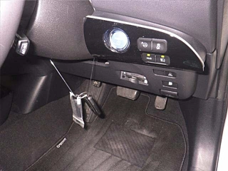TOYOTA PRIUS 2020