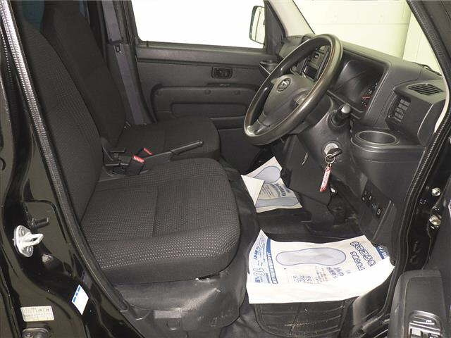 DAIHATSU HIJET VAN 2018