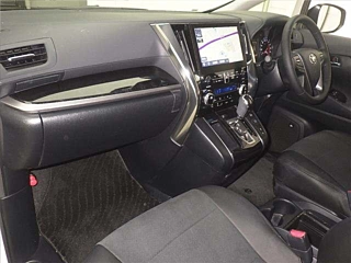 TOYOTA VELLFIRE 2020