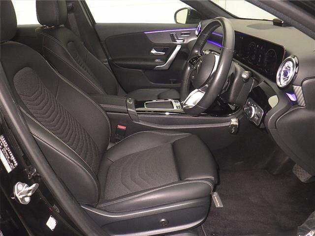 MERCEDES BENZ A CLASS 2023