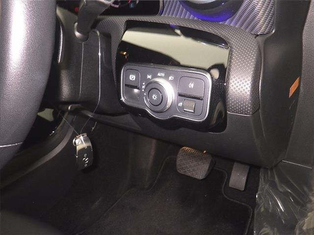 MERCEDES BENZ A CLASS 2023