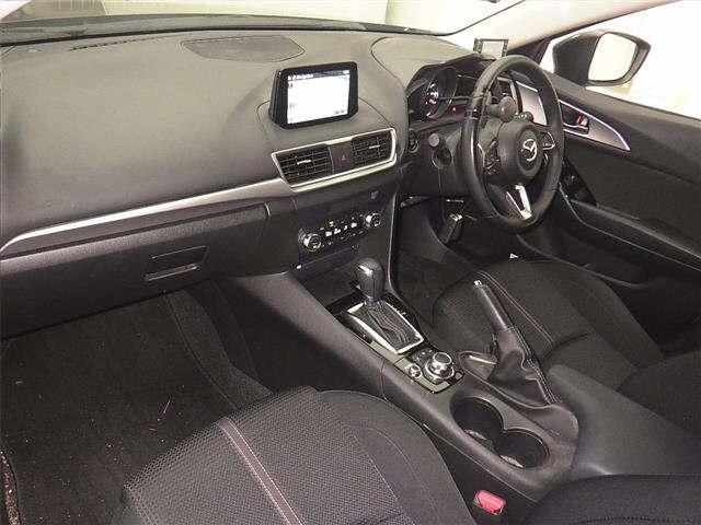 MAZDA AXELA 2016
