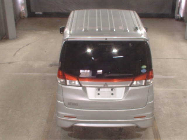 MITSUBISHI DELICA D2 2013