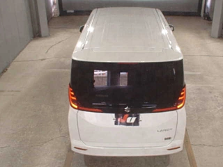SUZUKI LANDY 2024