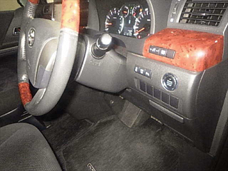 TOYOTA ALPHARD 2010
