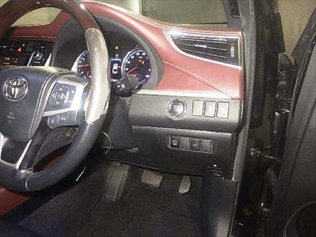 TOYOTA HARRIER 2017