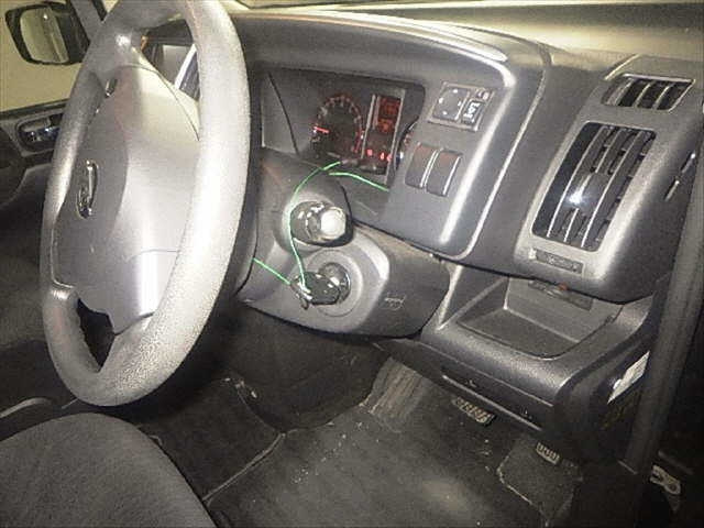 NISSAN SERENA 2009