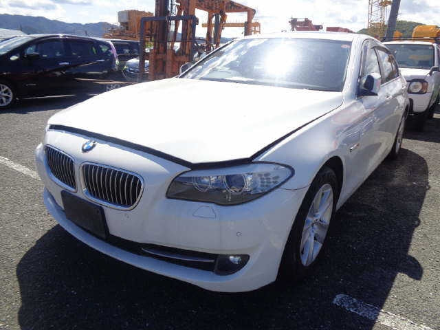 BMW 5 SERIES 2010