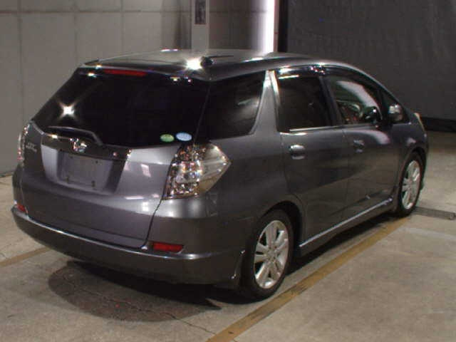 HONDA FIT SHUTTLE 2013