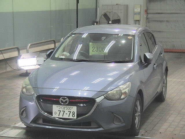 MAZDA DEMIO 2015