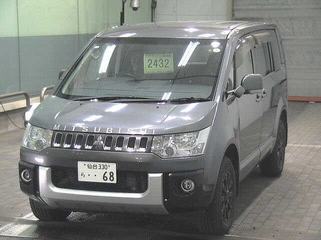 MITSUBISHI DELICA D5 2016