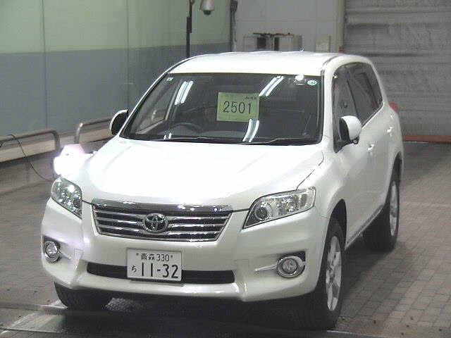 TOYOTA VANGUARD 2013