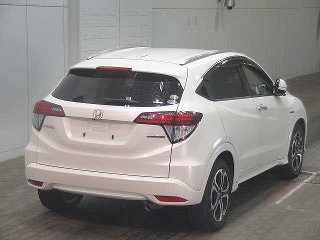 HONDA VEZEL 2015