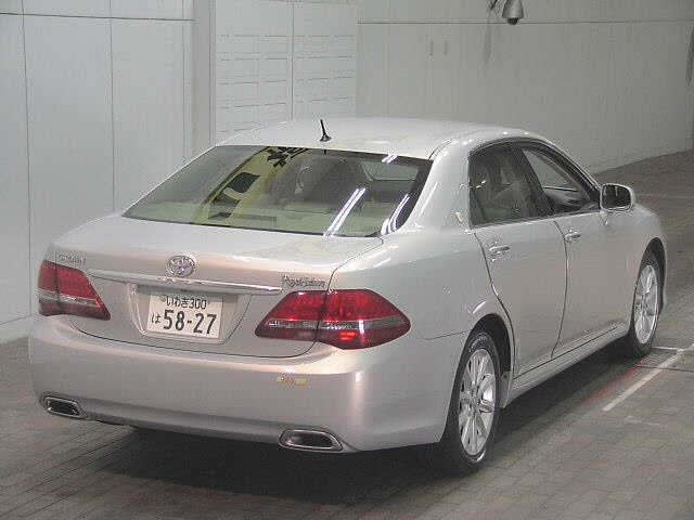 TOYOTA CROWN 2009