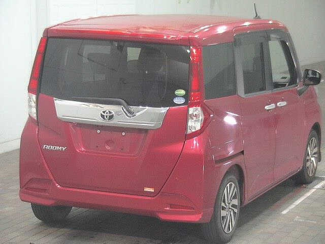 TOYOTA ROOMY 2018