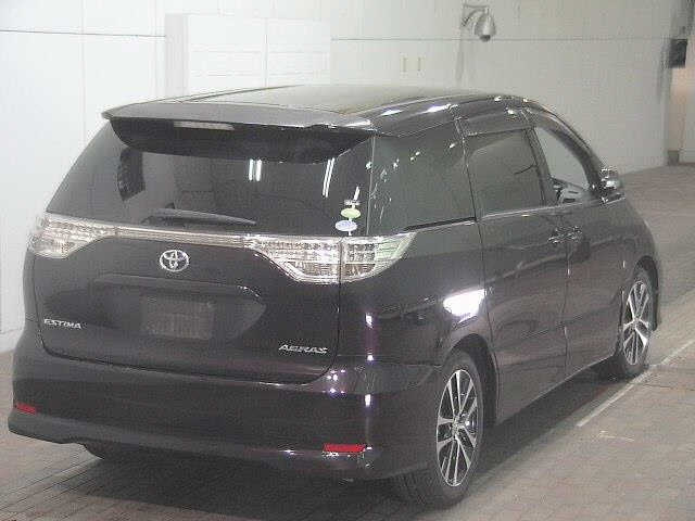 TOYOTA ESTIMA 2013