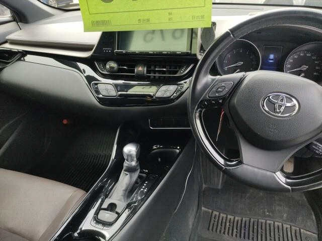 TOYOTA C-HR 2016