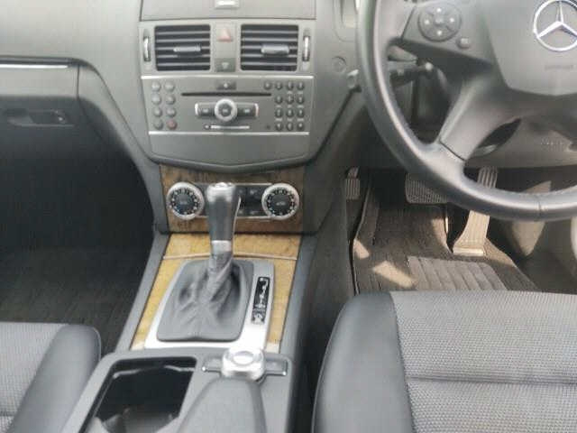 MERCEDES BENZ C CLASS 2010