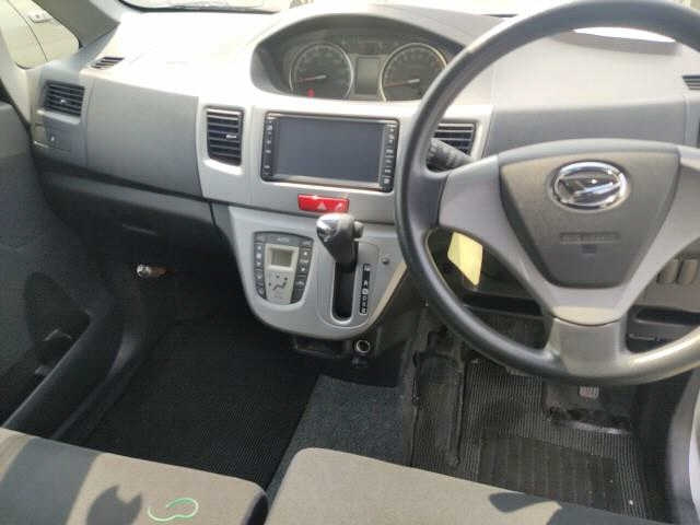 DAIHATSU MOVE 2011