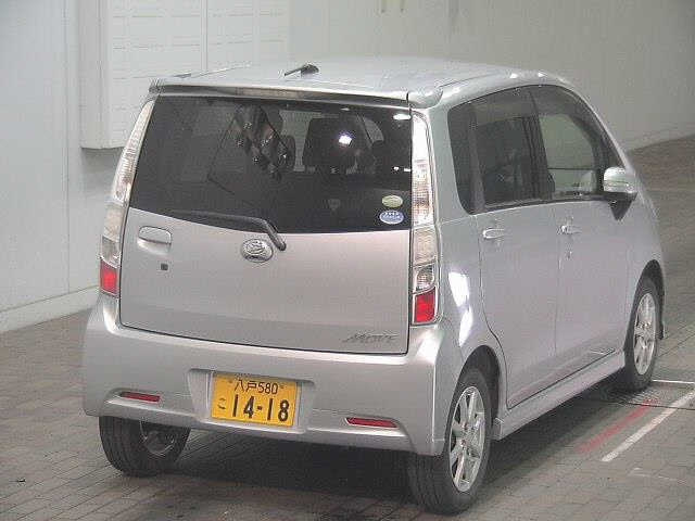 DAIHATSU MOVE 2011