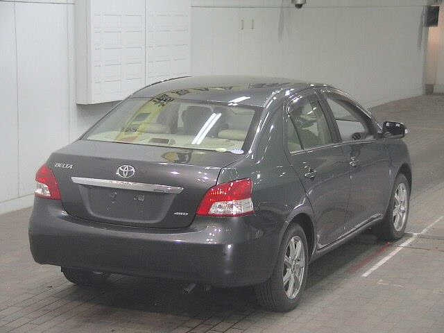 TOYOTA BELTA 2012