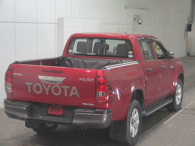 TOYOTA HILUX 2020