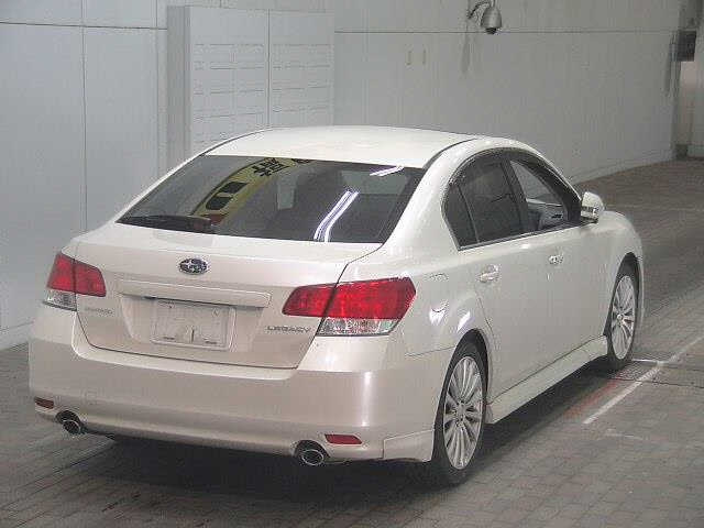 SUBARU LEGACY B4 2010