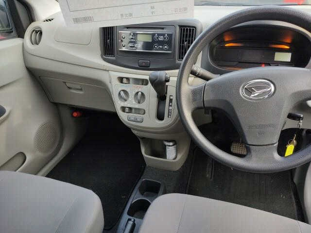 DAIHATSU MIRA E S 2015