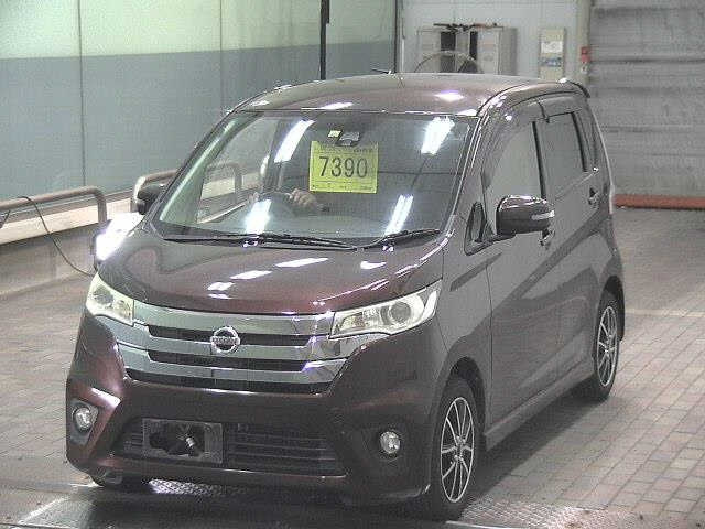 NISSAN DAYZ 2014